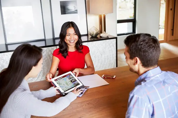 Ask these questions when interviewing real estate agents