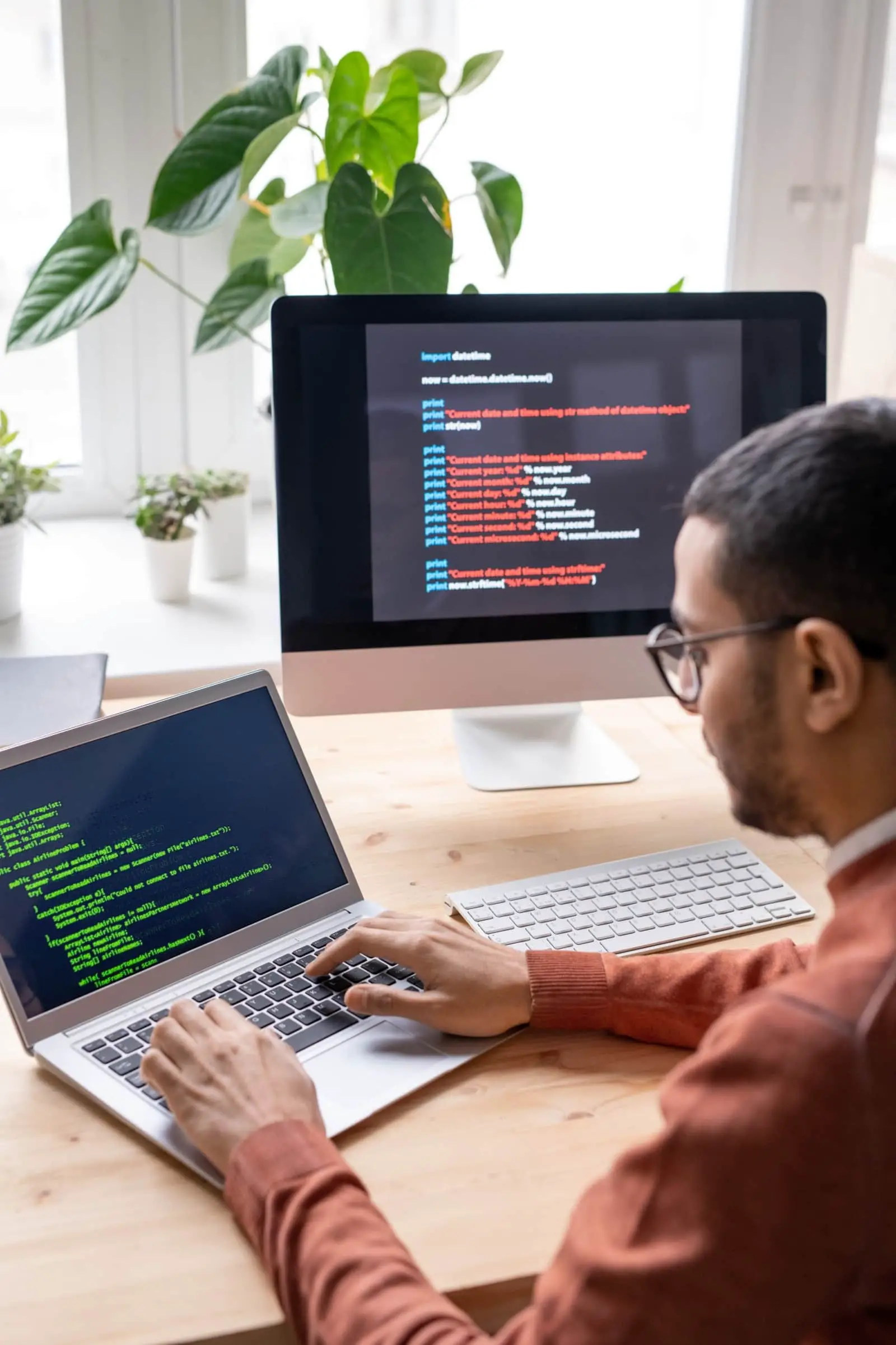 How to Get Remote Web Developer Jobs in 2021